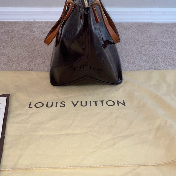 Louis Vuitton Bellevue PM armante - Picture 7 of 11